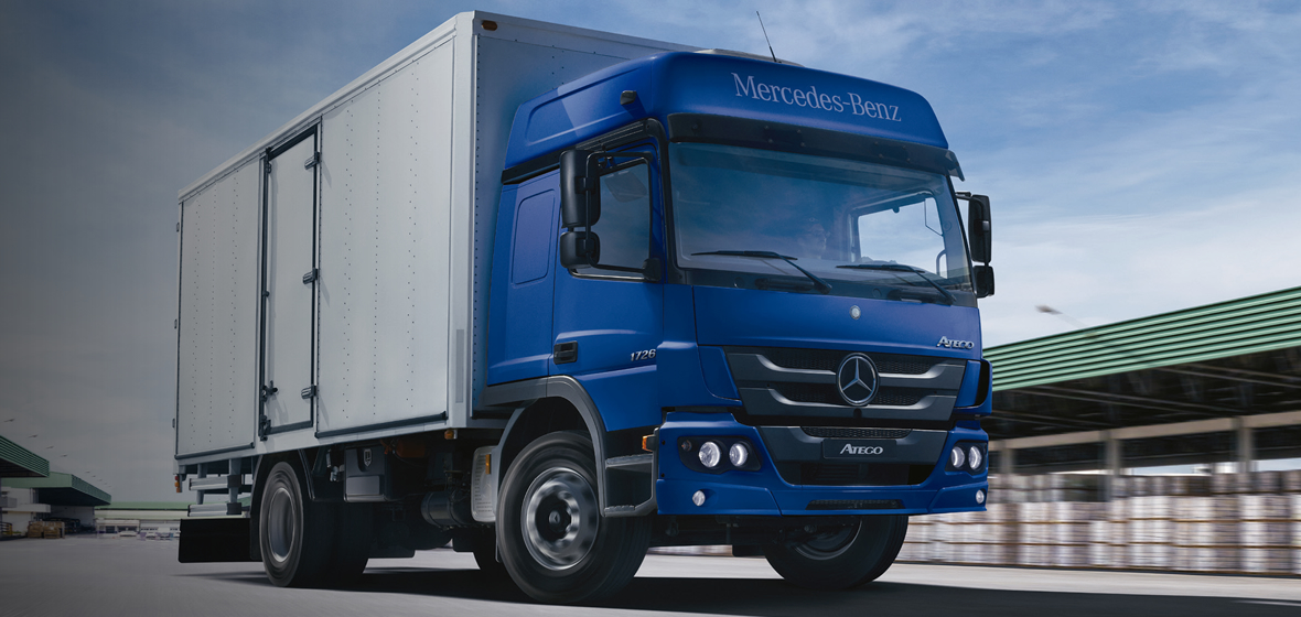 Atego 1726/48 Cabina Dormitorio - Techo Elevado