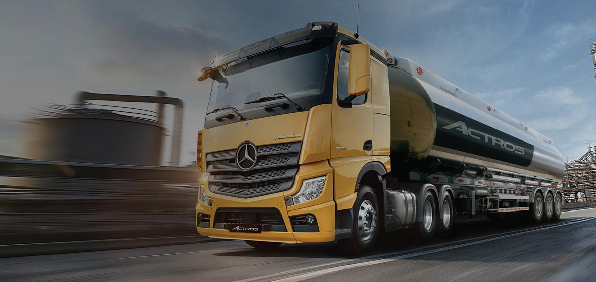 Actros 2545 LS /33 Transporte de Combustible
