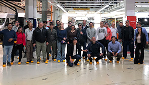 Visita al Centro Industrial J. M. Fangio